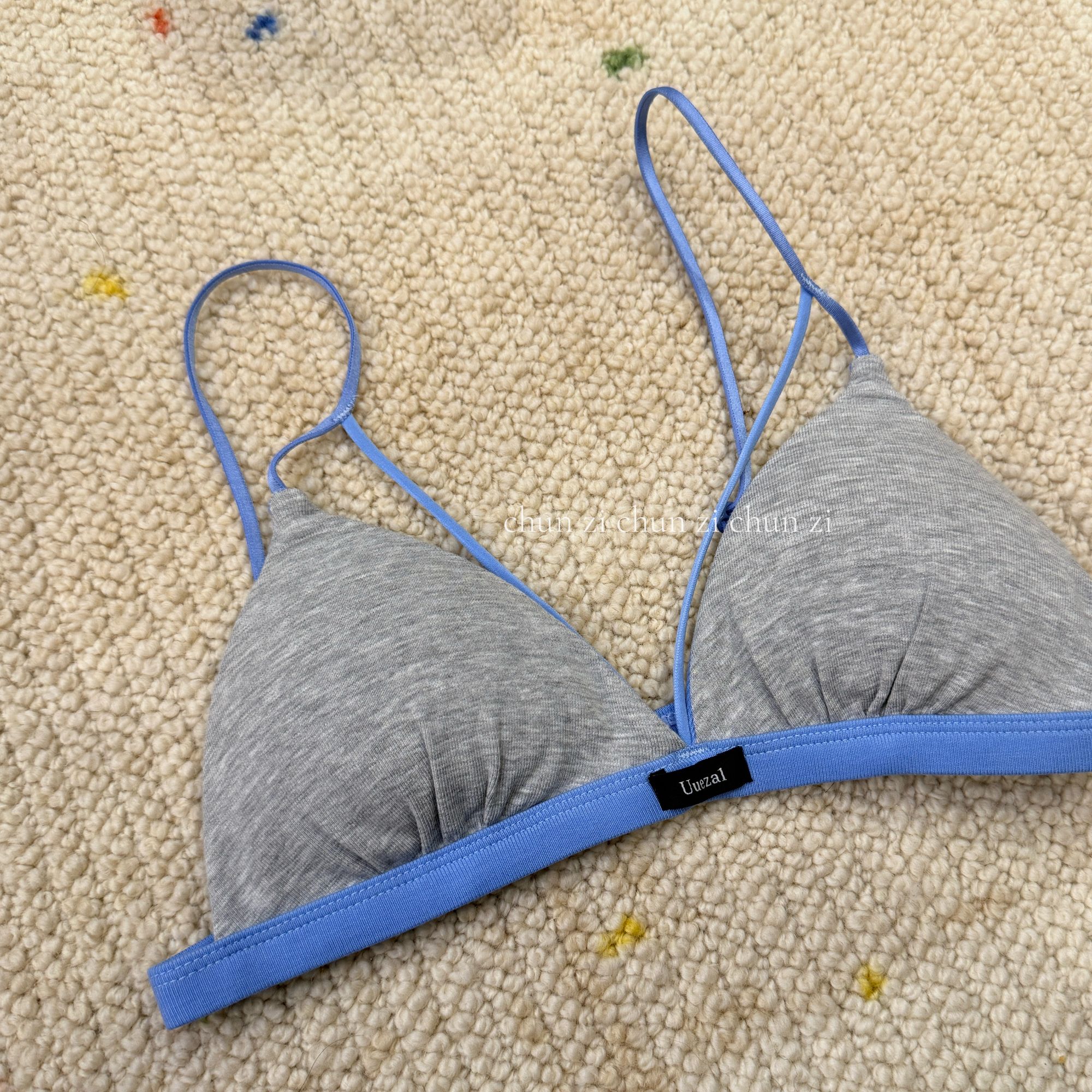 Cz纯子新款法式三角杯撞色设计绑带纯色性感薄款叠穿内搭