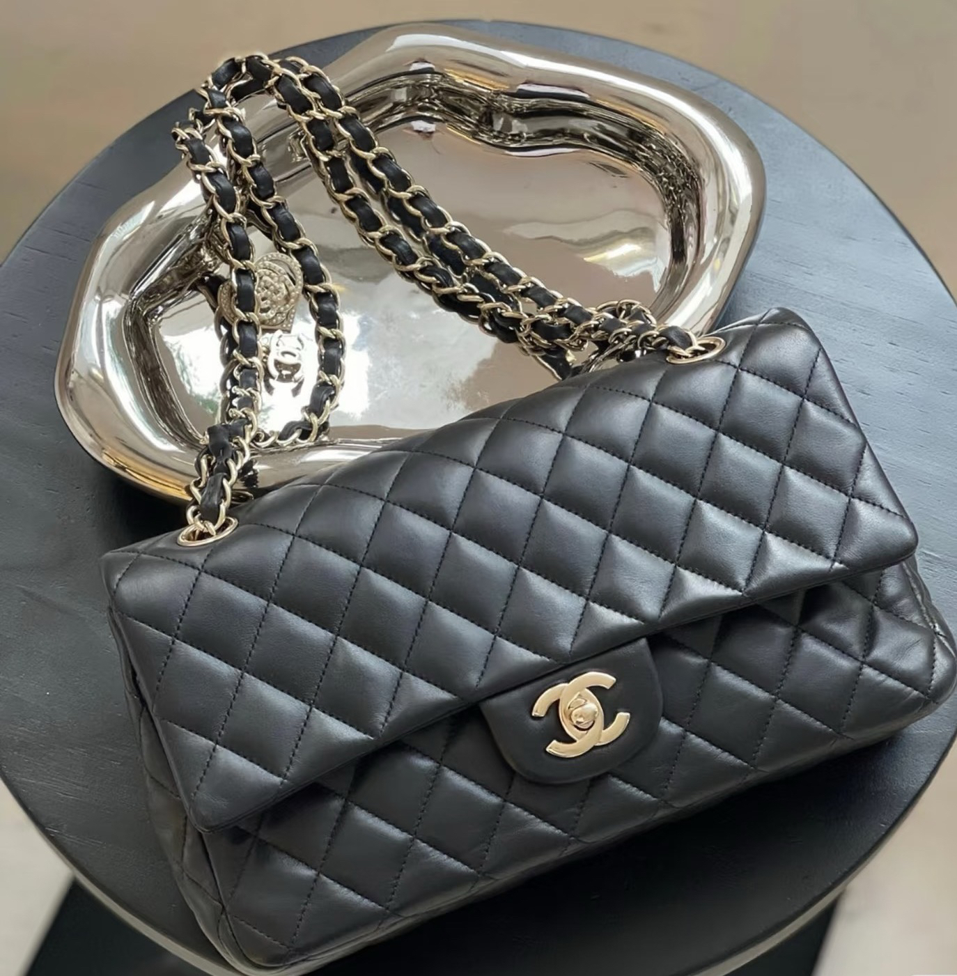 95新 Chanel/香奈儿 多多奢品/香奈儿情人节限定黑银cf包/98新