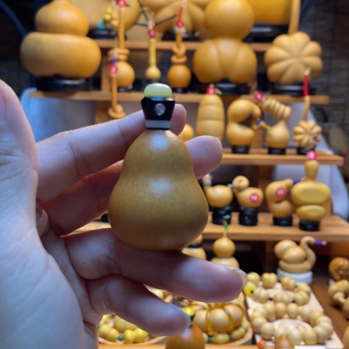 郭***靖天然葫芦自然生长