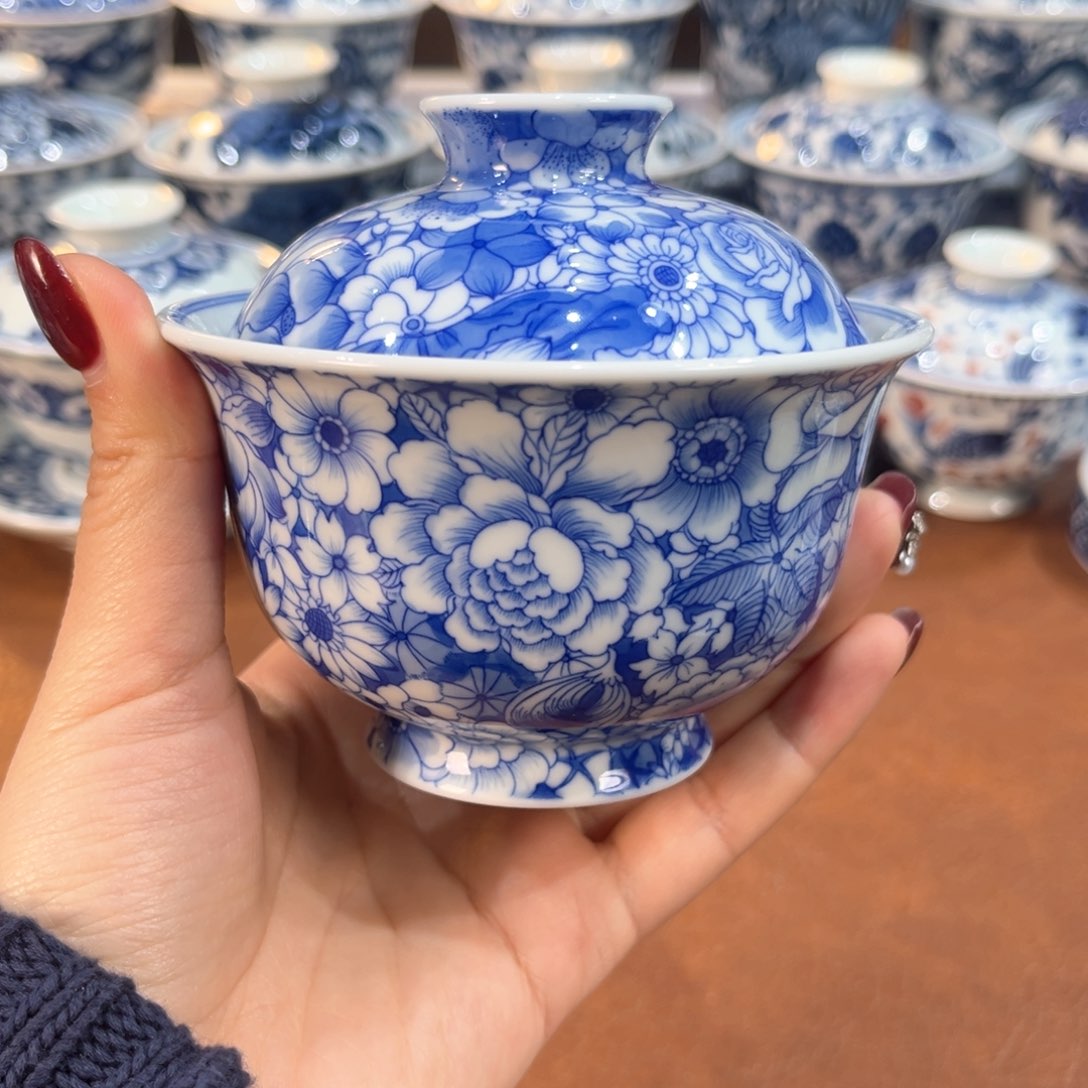 盖碗。。。。。。。。。。。。。。。。