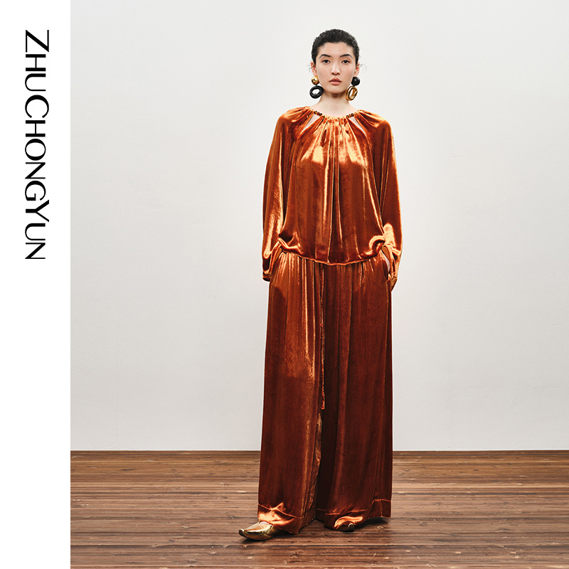 ZHUCHONGYUN2024秋新款优雅光泽感绒面宽松阔腿裤长裤子