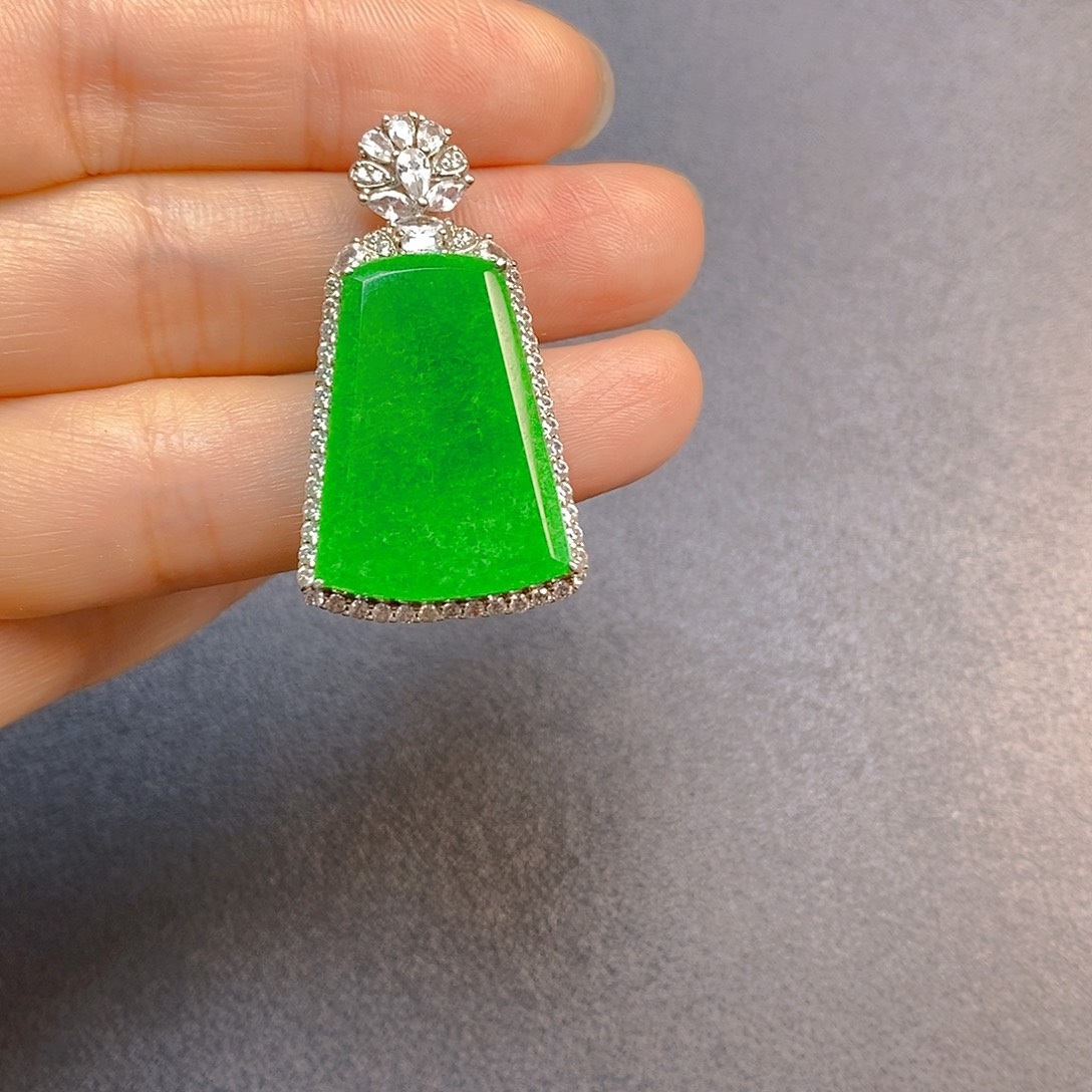 翡翠银S925镶嵌颈饰