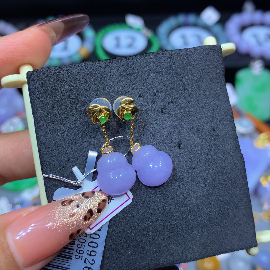 翡翠18K金镶嵌颈饰翡翠