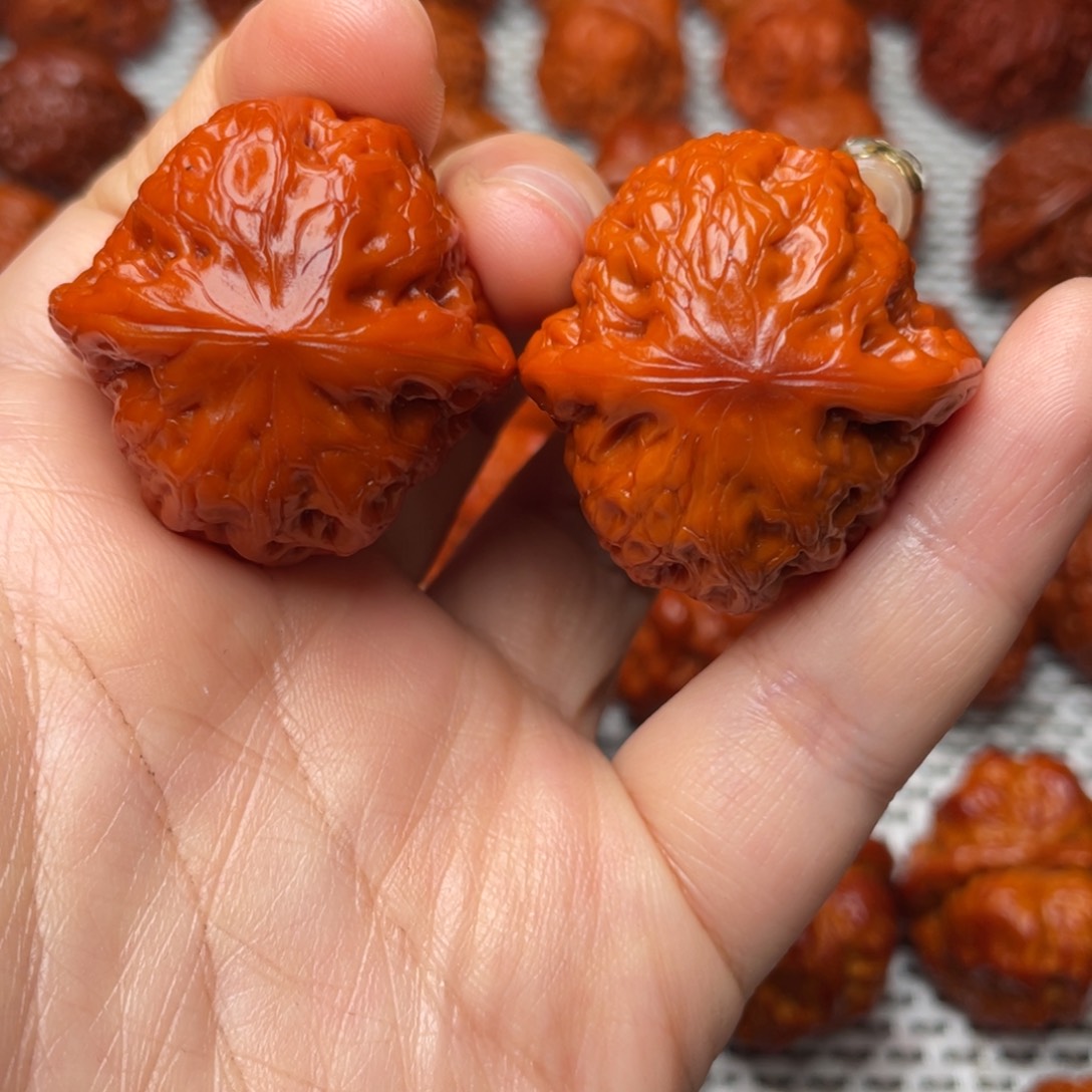 桃核吊坠文玩核桃 手把件 铁锤妹妹 35