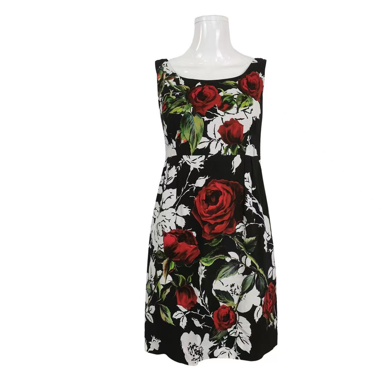 99新 MM6 葡萄籽奢潮/玫瑰花复古气质连衣裙/38码