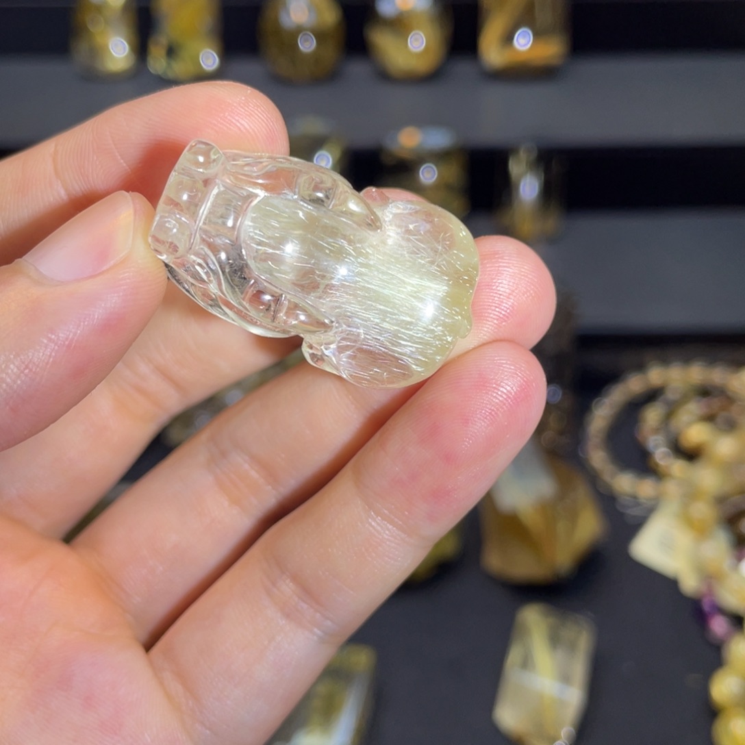 未镶嵌颈饰水晶未镶嵌