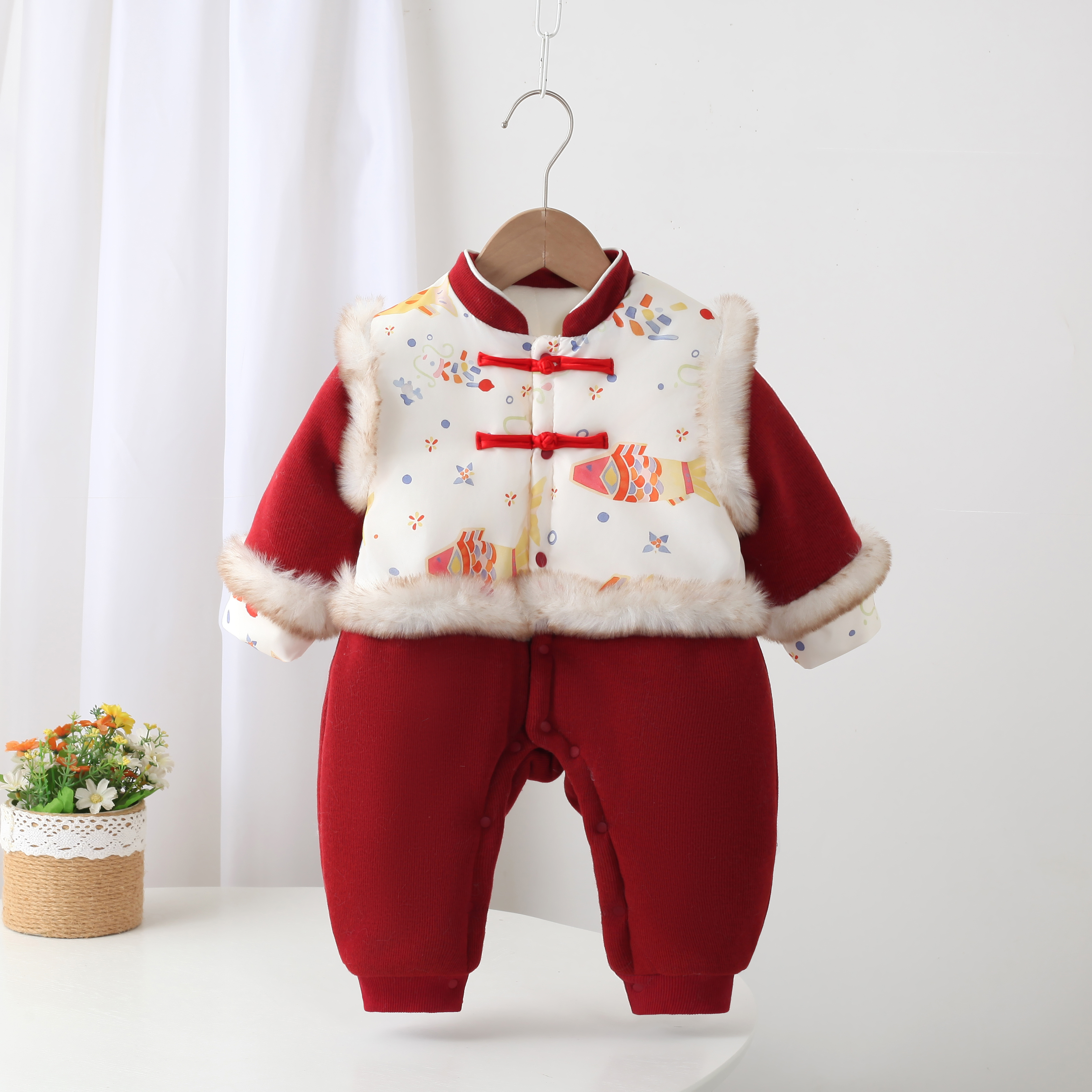 2025新款拜年服金鱼立领中厚棉哈衣