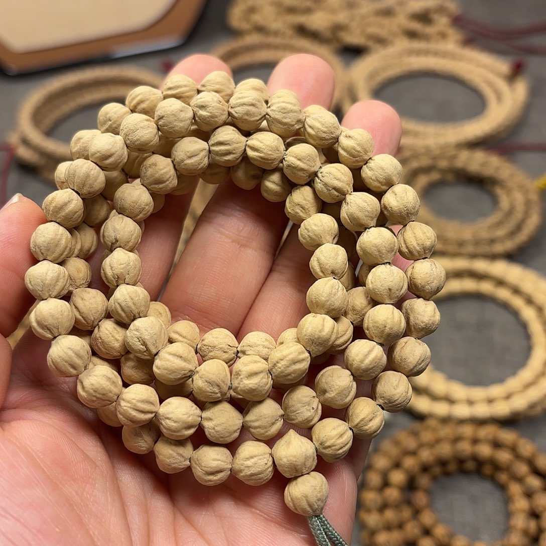 伦***勇柏香籽/百香籽手串