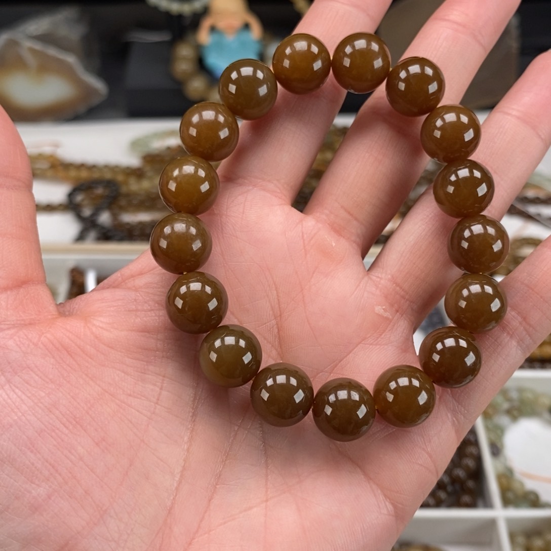 和田玉（糖玉）手串未镶嵌余*