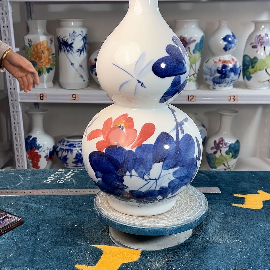 摆件景德镇陶瓷葫青听