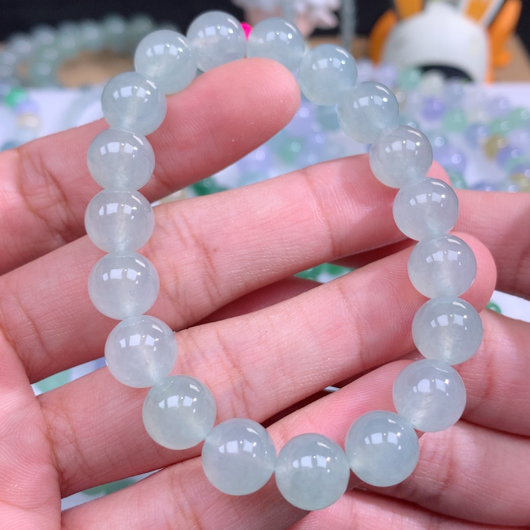 翡翠手链未镶嵌翡翠