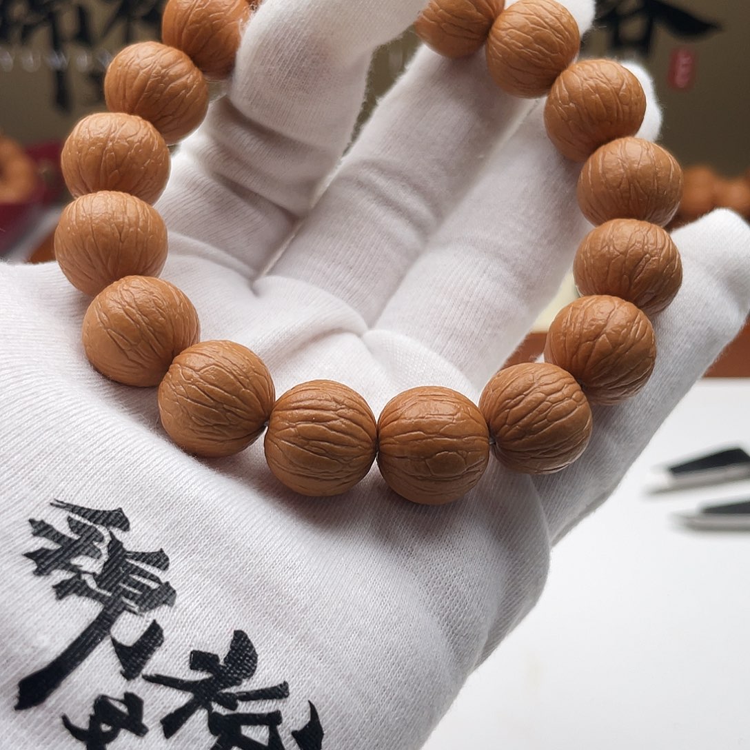 猴头核桃手串老***酒16聚宝盆手串