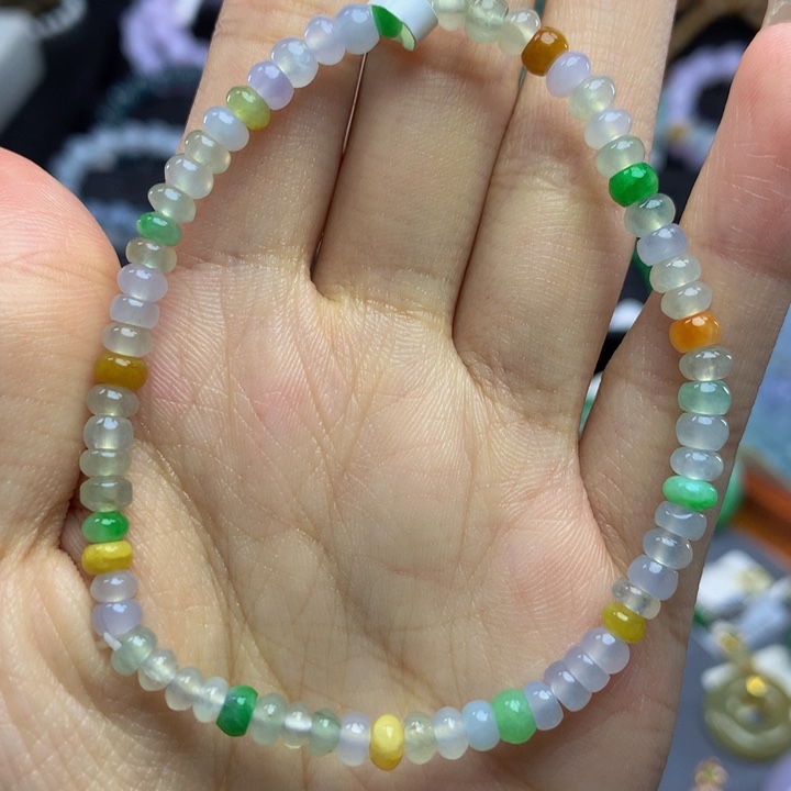 翡翠手链未镶嵌翡翠