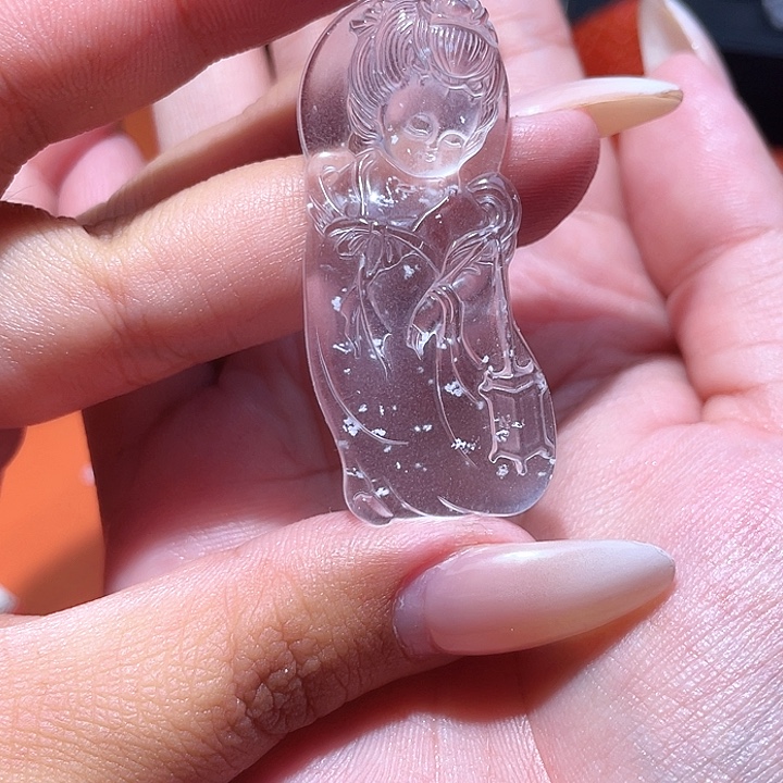 任***流石英质玉未镶嵌颈饰