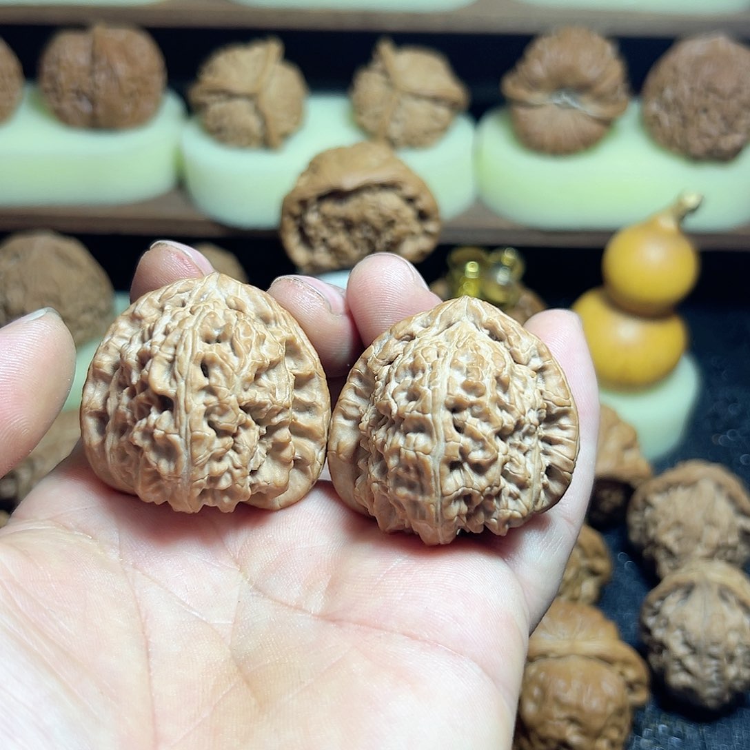 【闪购商品】文玩核桃吊坠X****6白狮子