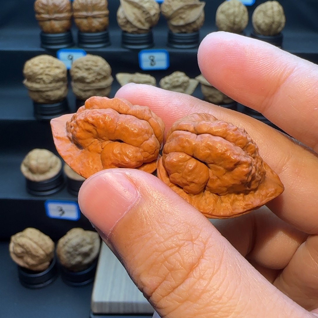 晚***器把件桃核小云石观音