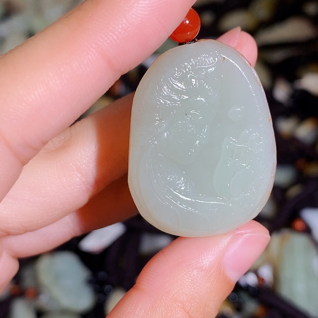 和田玉未镶嵌颈饰