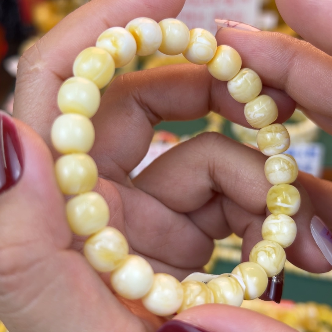 琥珀裸石未镶嵌hhjjjjjjkkkl