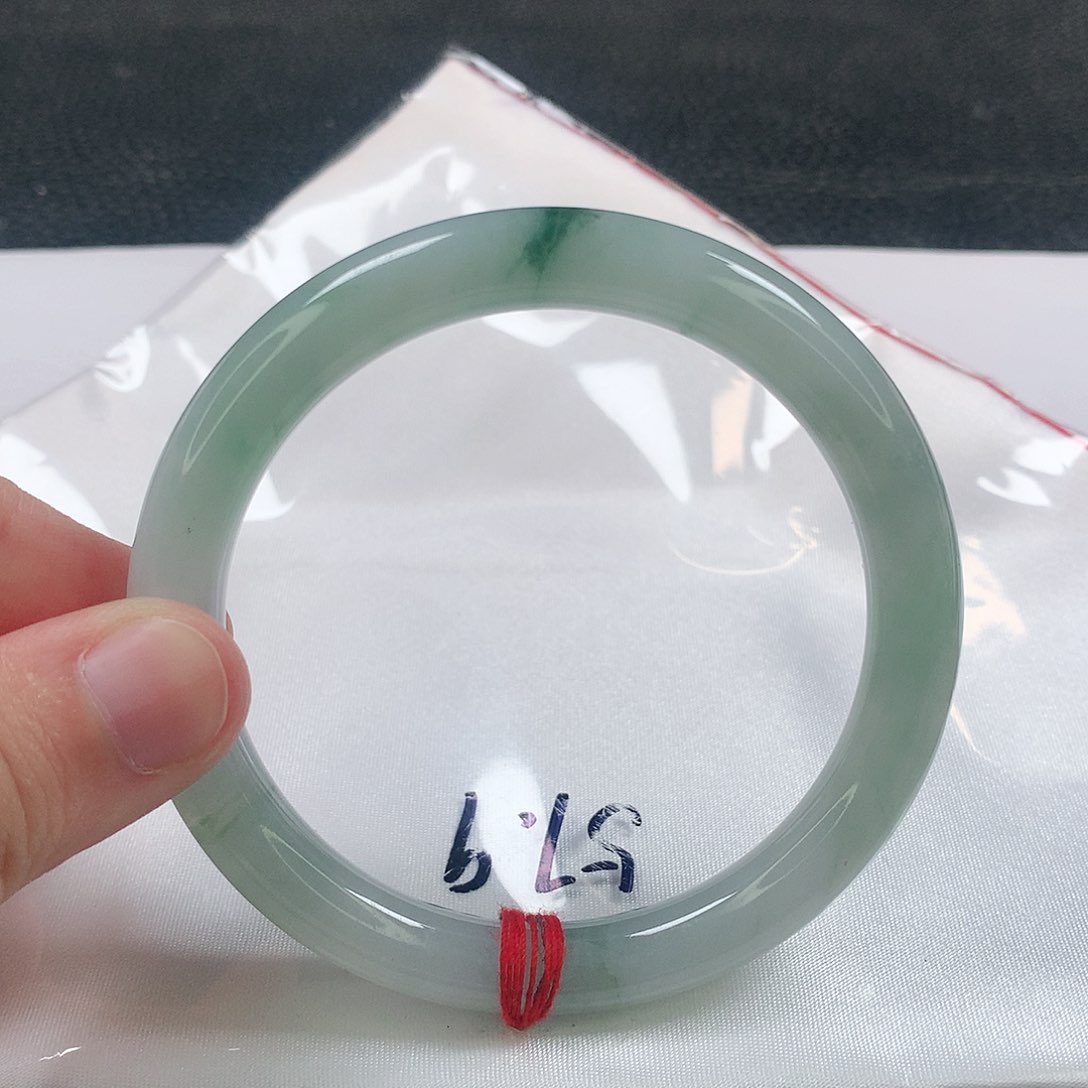 未镶嵌手镯（圆镯）翡翠360