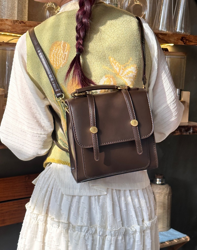 2025新款时尚双肩背包女学院风包包女包小背包