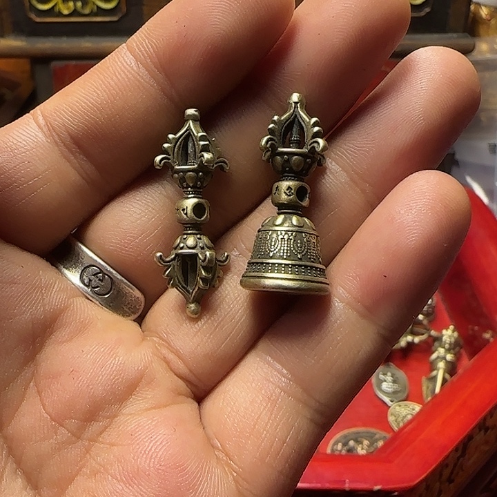 白***扬泥塑藏式风格小元素