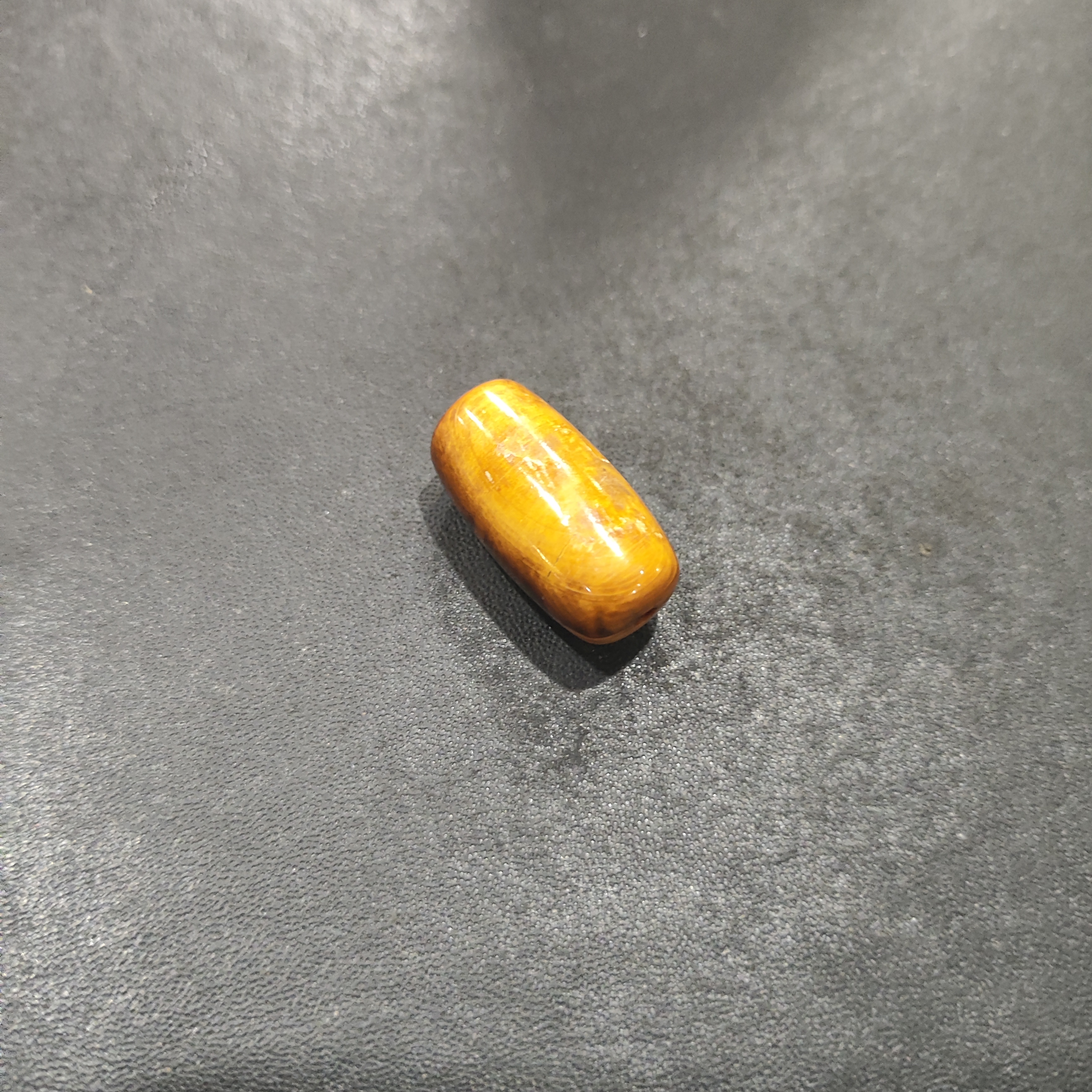 猛犸约4.3克雕刻件ZS881