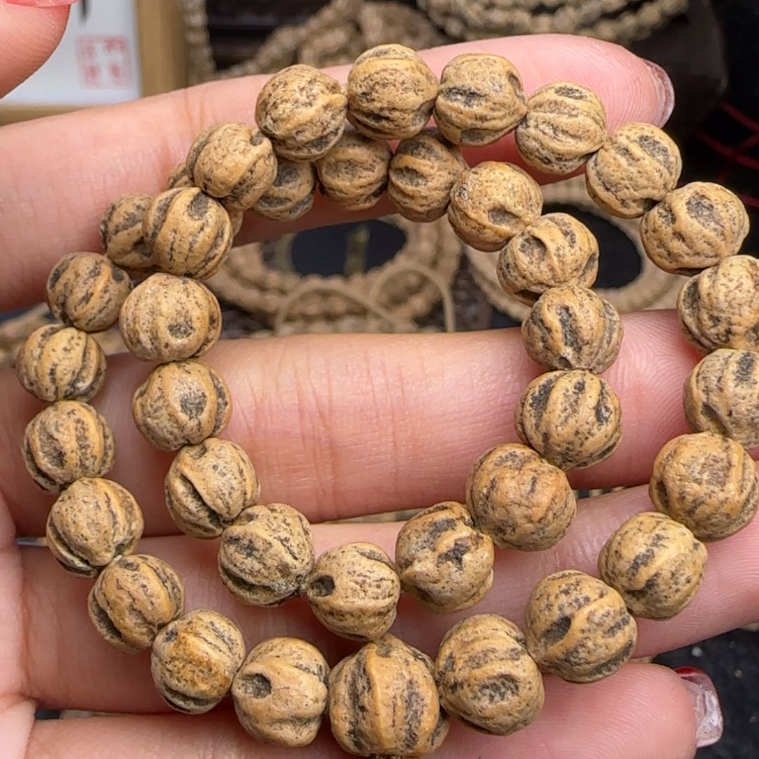 柏香籽/百香籽吊坠未***想