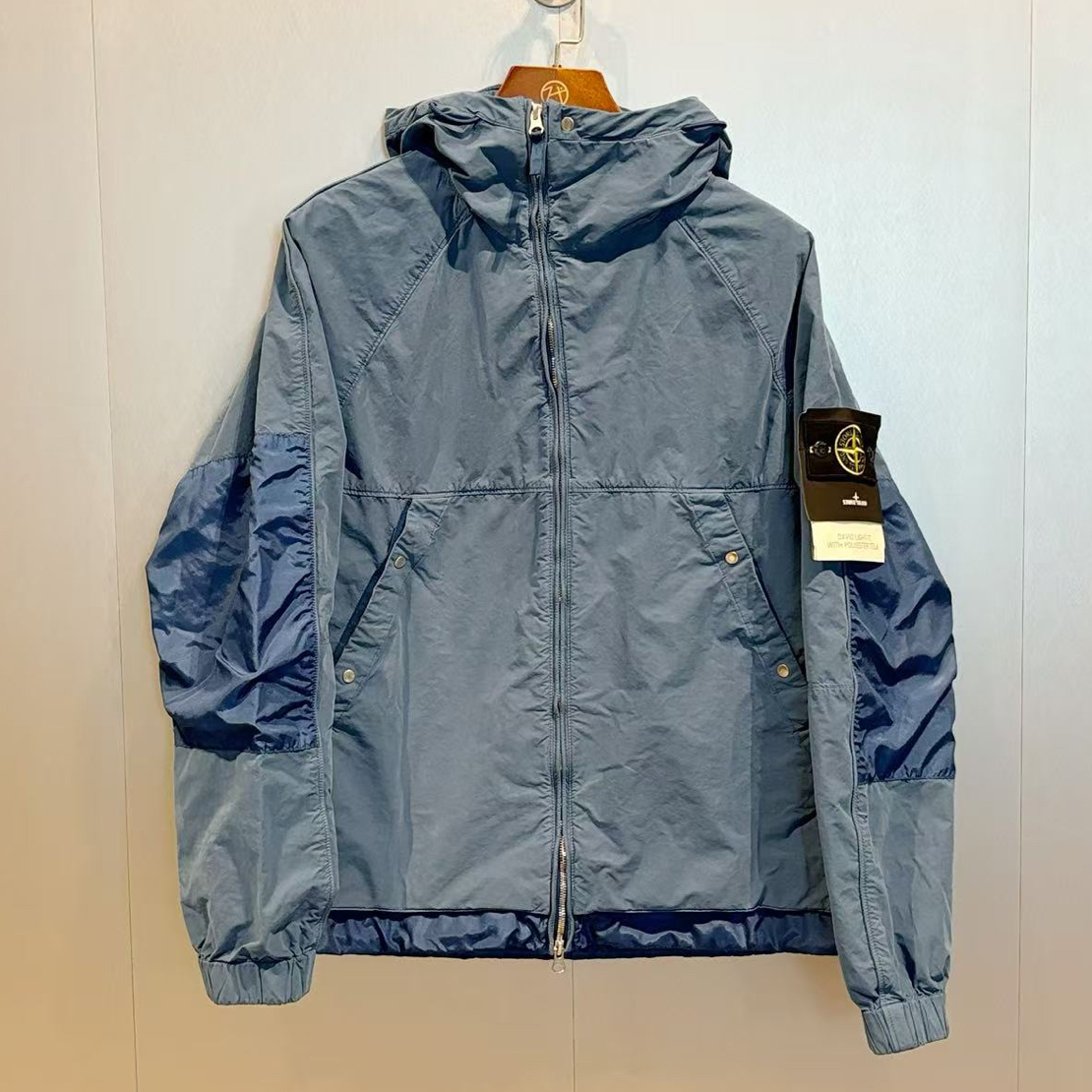 未使用 STONE ISLAND 石头岛24SS DAVID-TC斜拉链防泼水连帽外套