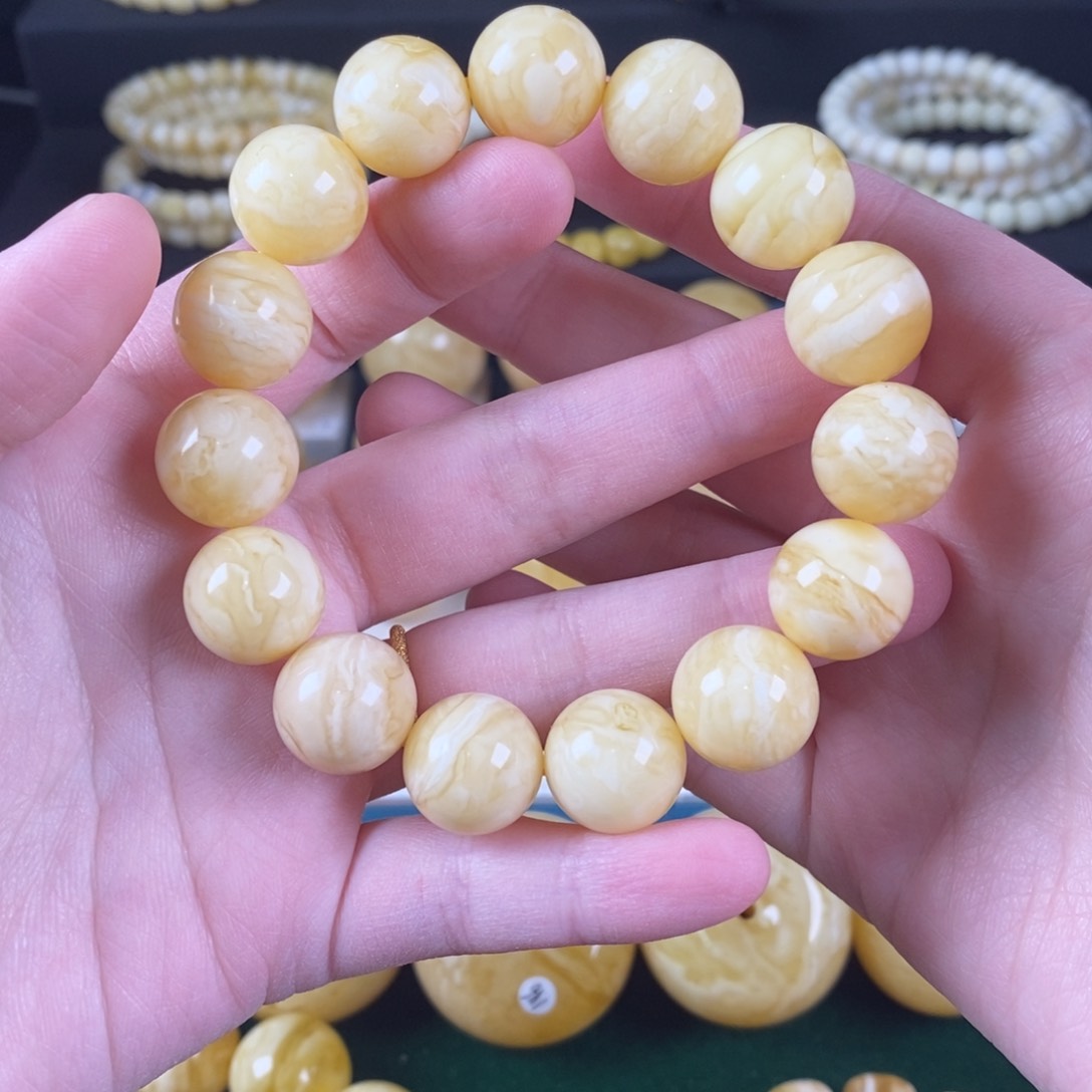 未镶嵌蜜蜡珠宝奇石