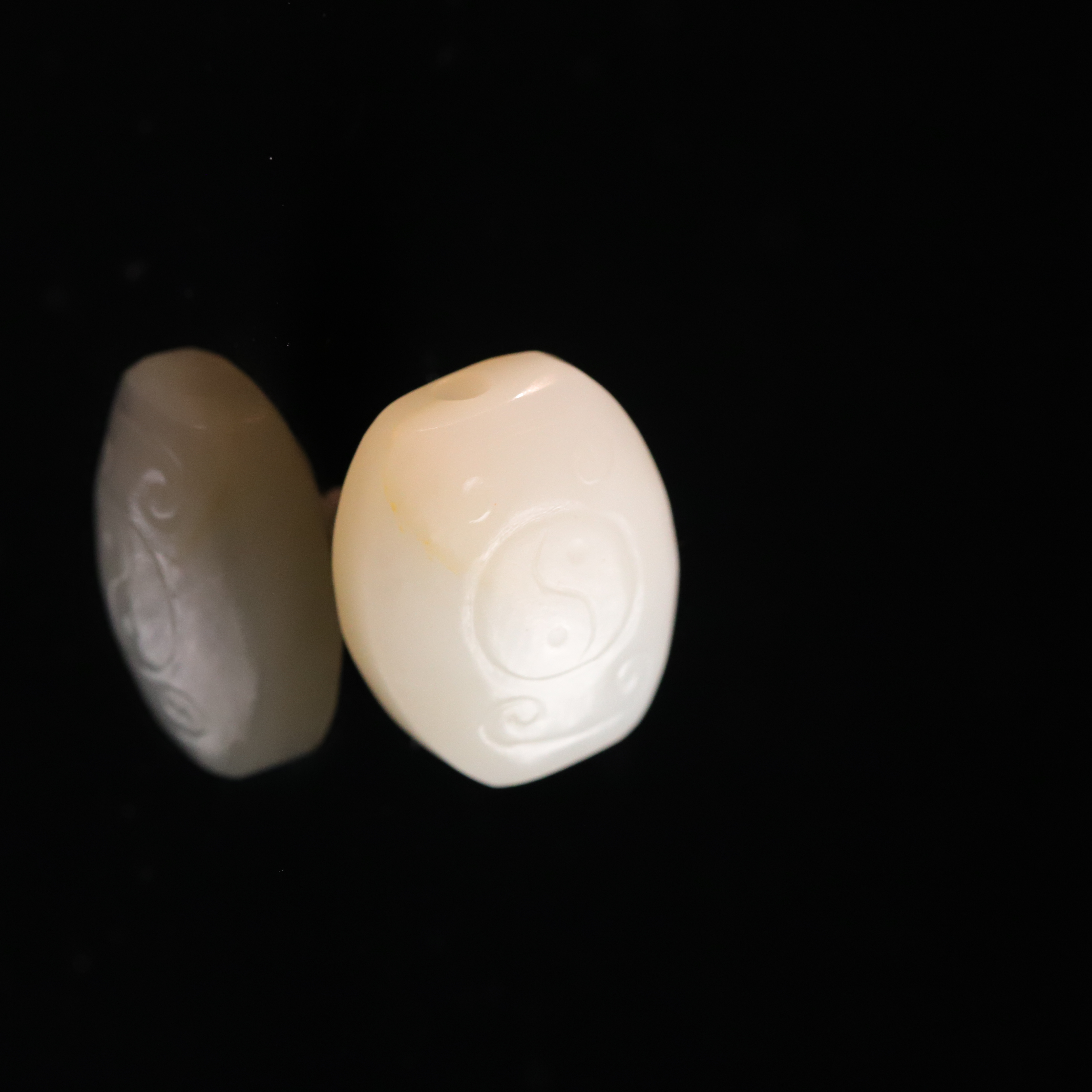 清代和田玉八卦背云-NX