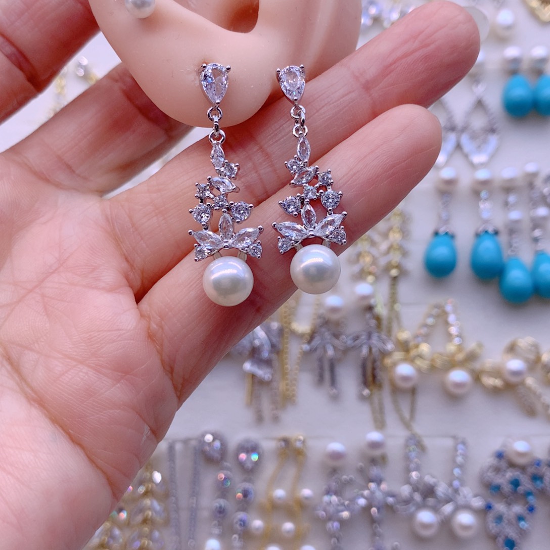 淡水珍珠合金耳饰