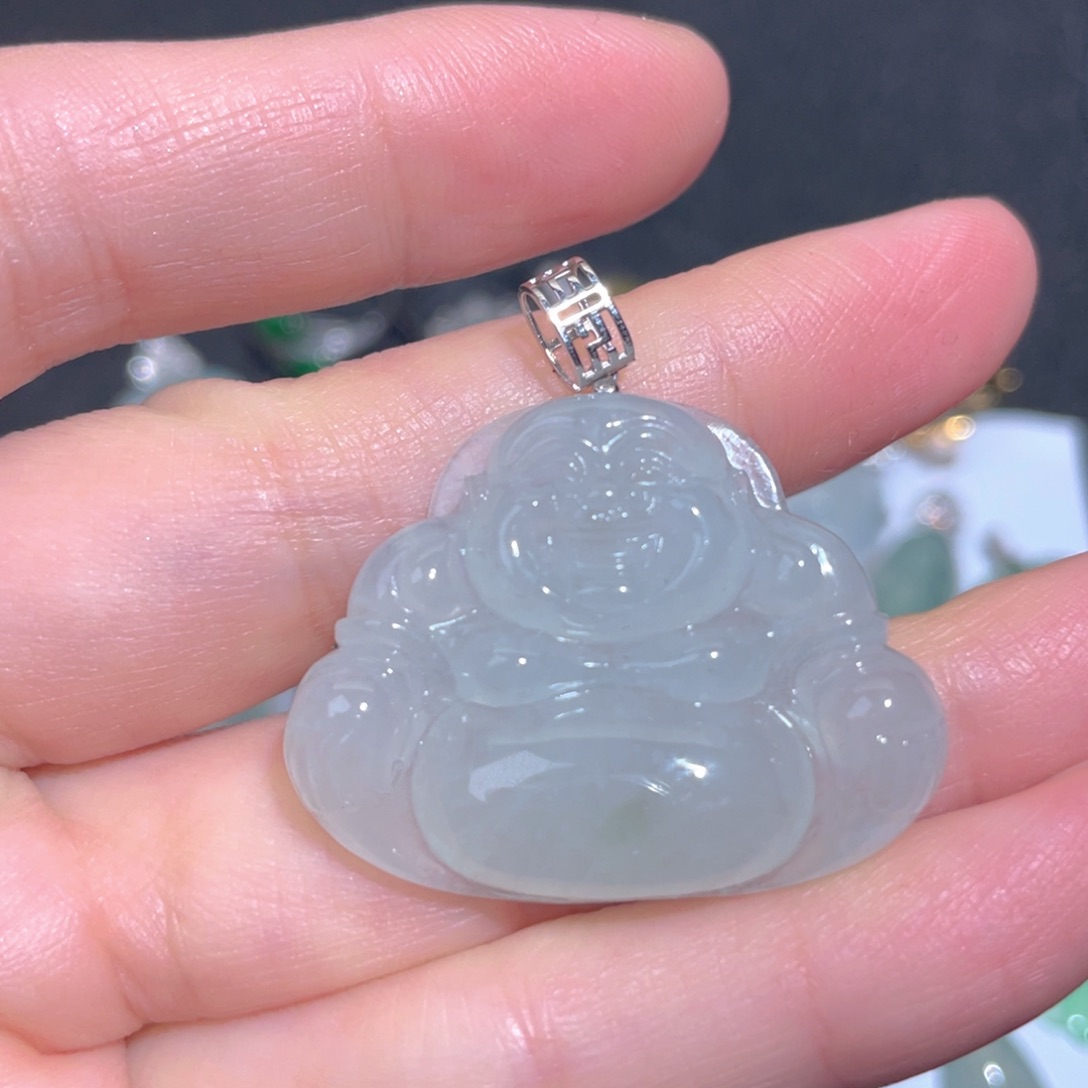 翡翠颈饰18K金镶嵌翡翠