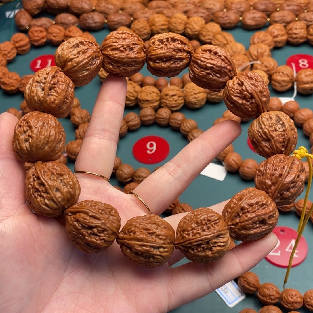 文玩核桃手串25尺寸八棱爱心