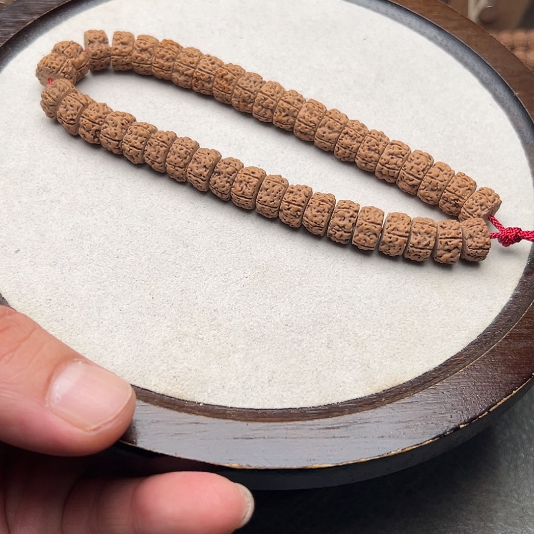 金刚菩提吊坠老树王