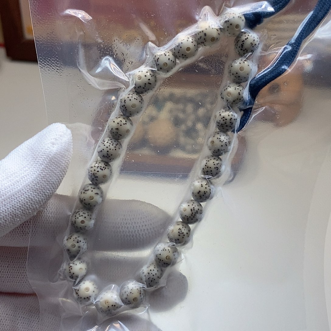 星月菩提手串8圆石玉手持