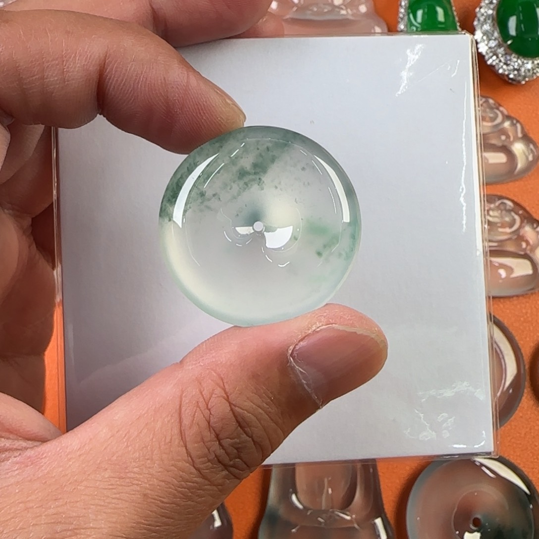 定制翡翠未镶嵌天然