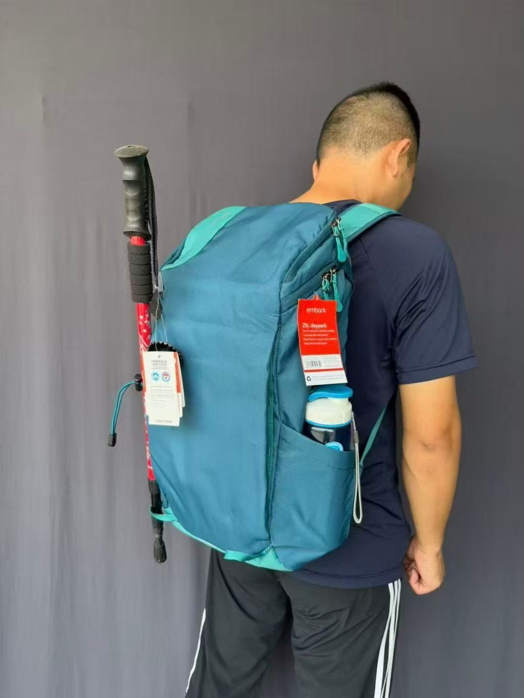 外单旅行户外防水登山双肩包