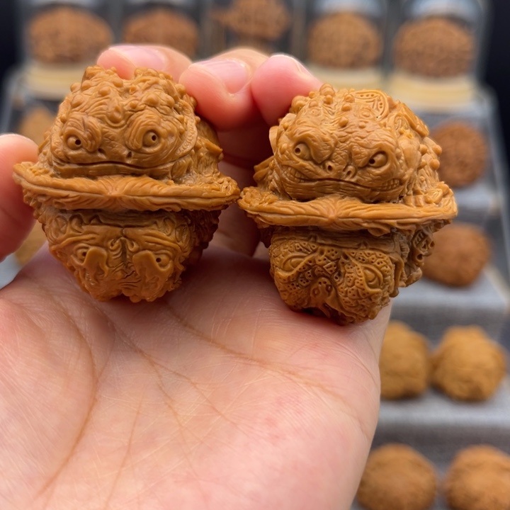 骑***虎把件核桃回血，不退换