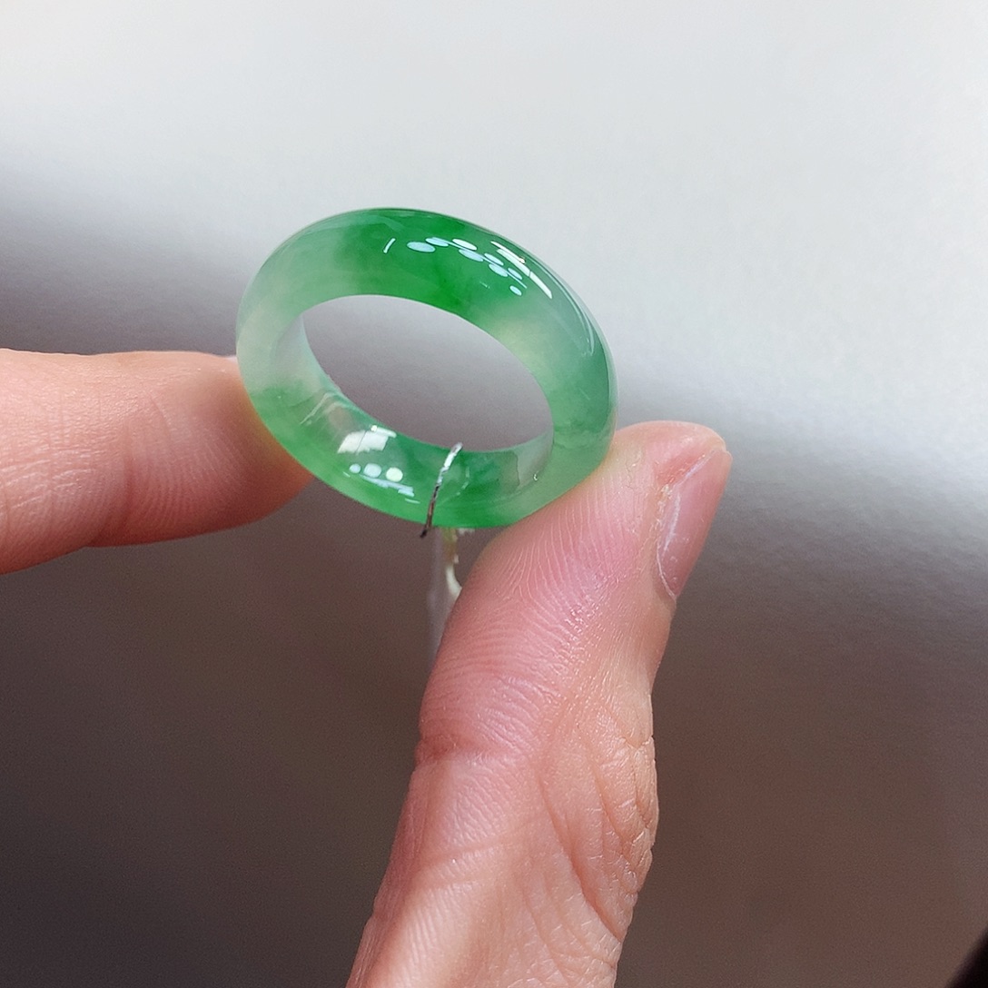 翡翠戒指未镶嵌18号
