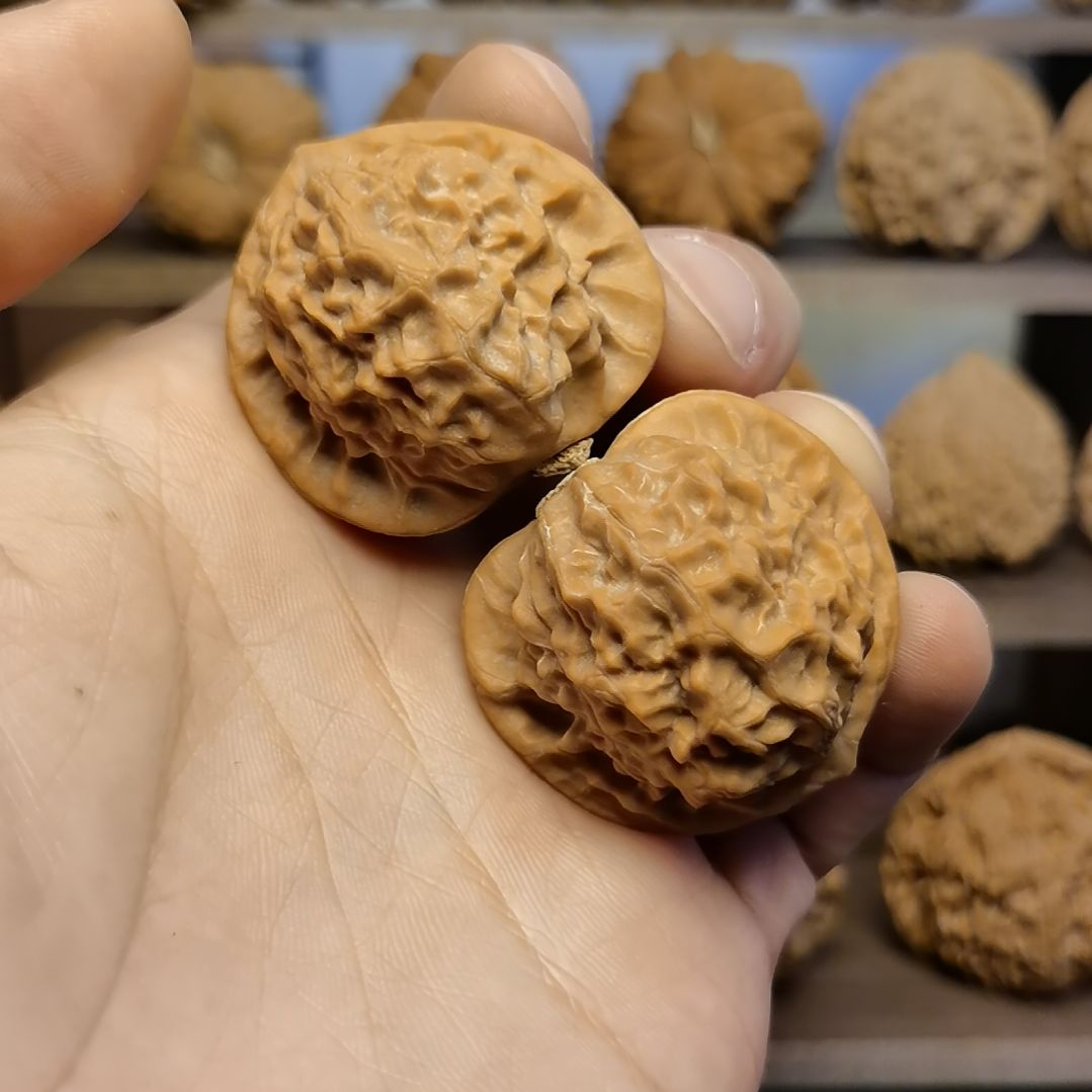 把件文玩核桃37全品瓷娃娃精对