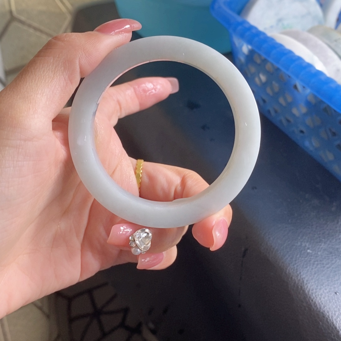 定制翡翠正圈未镶嵌天****校