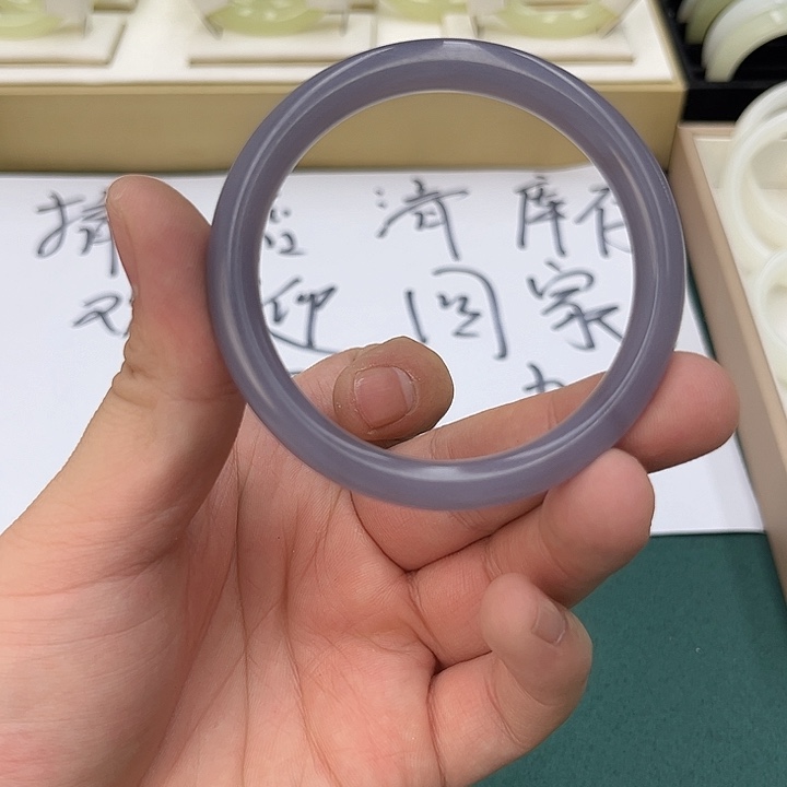 和田玉（糖玉）手镯未镶嵌66号