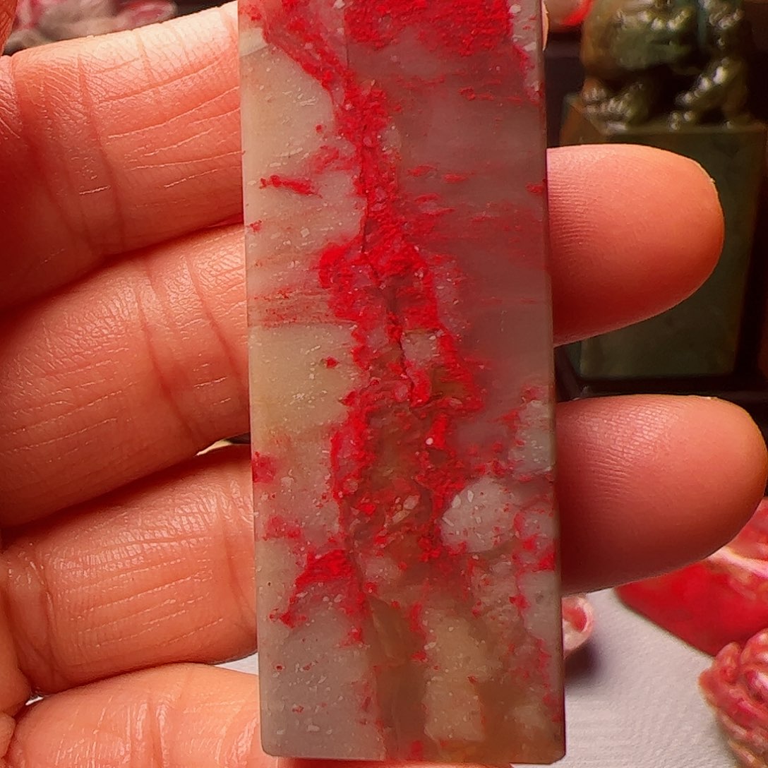 昌化石大****桃昌化鸡血石印章