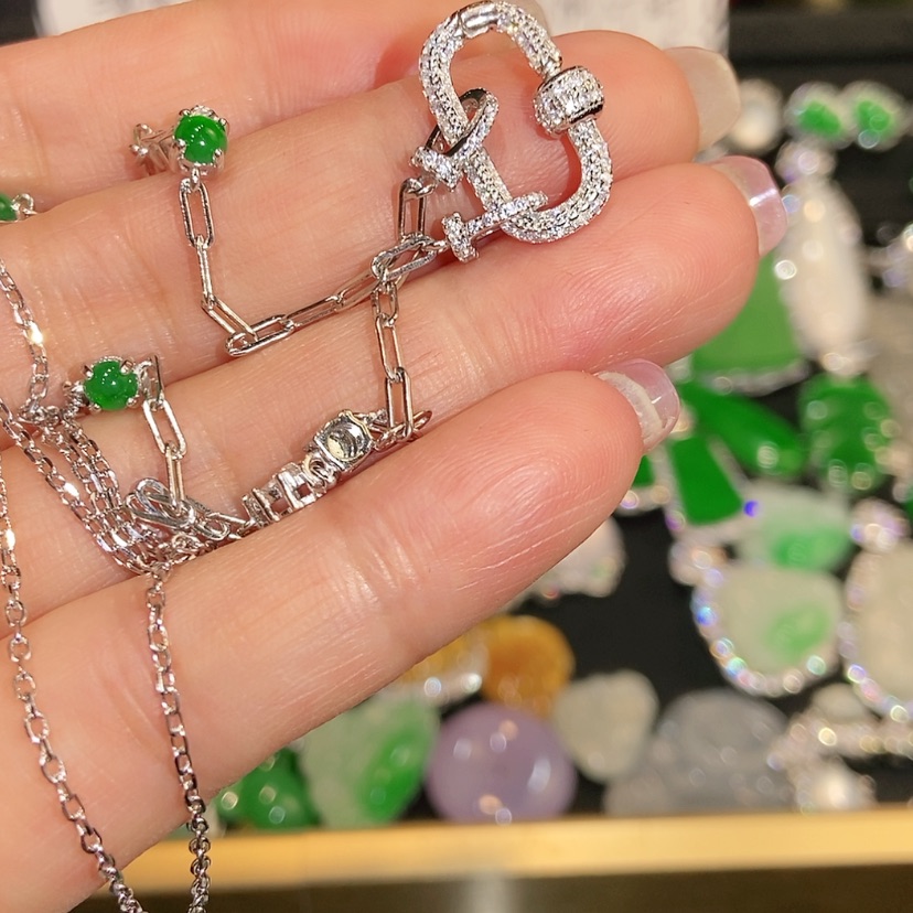 【闪购商品】颈饰未镶嵌翡翠天然翡翠