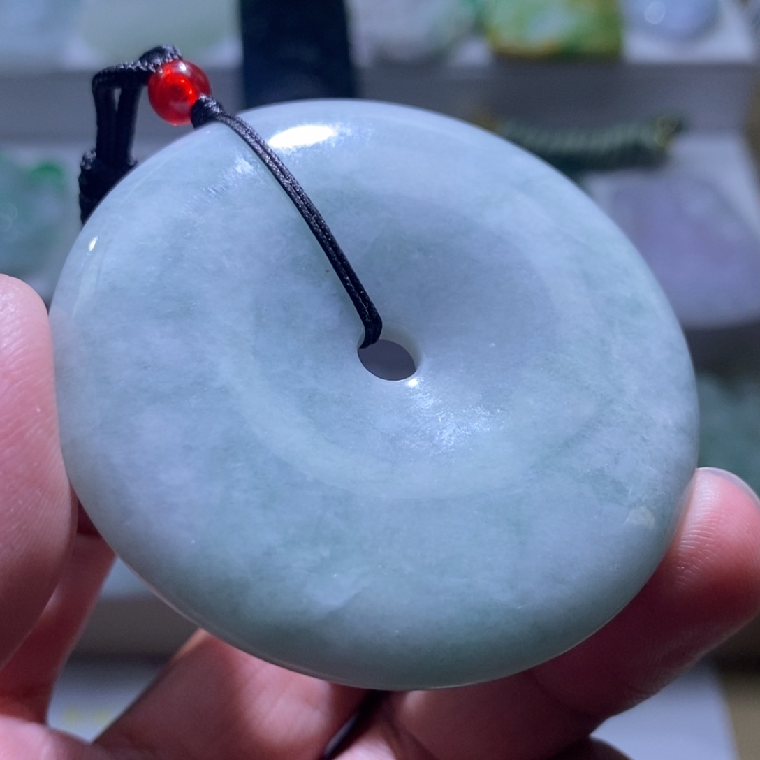 【闪购商品】翡翠颈饰未镶嵌11111111111