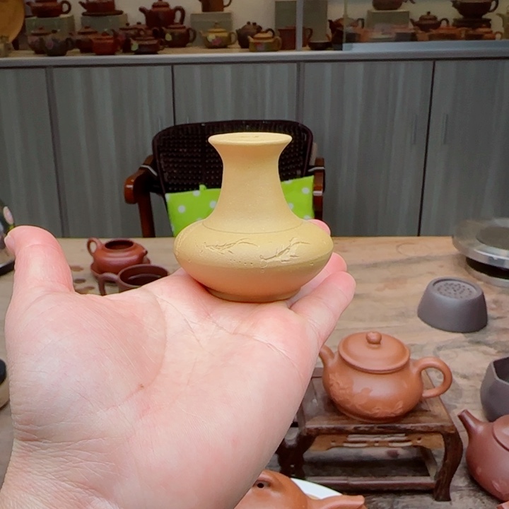 紫砂茶壶段泥盖置手工制作