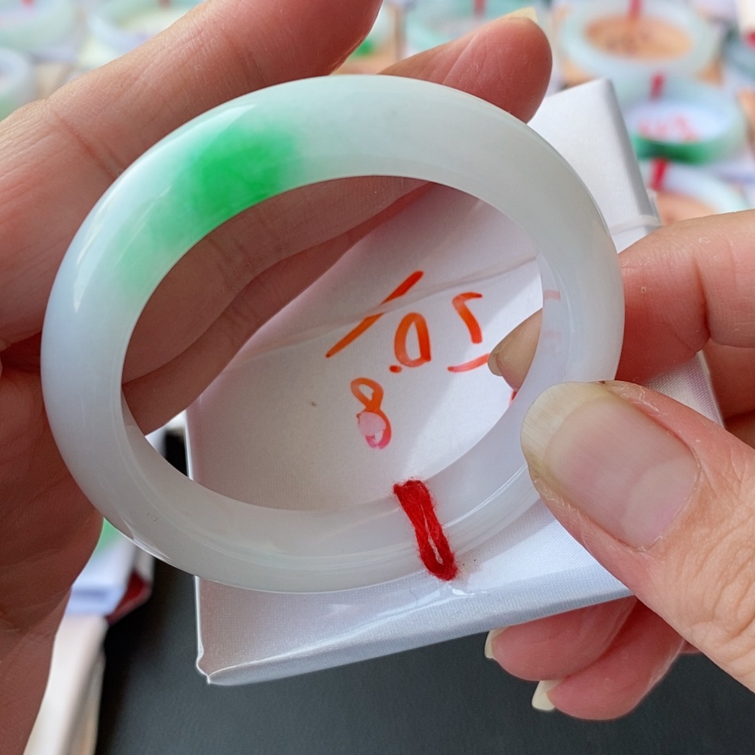 翡翠手镯未镶嵌12号链接