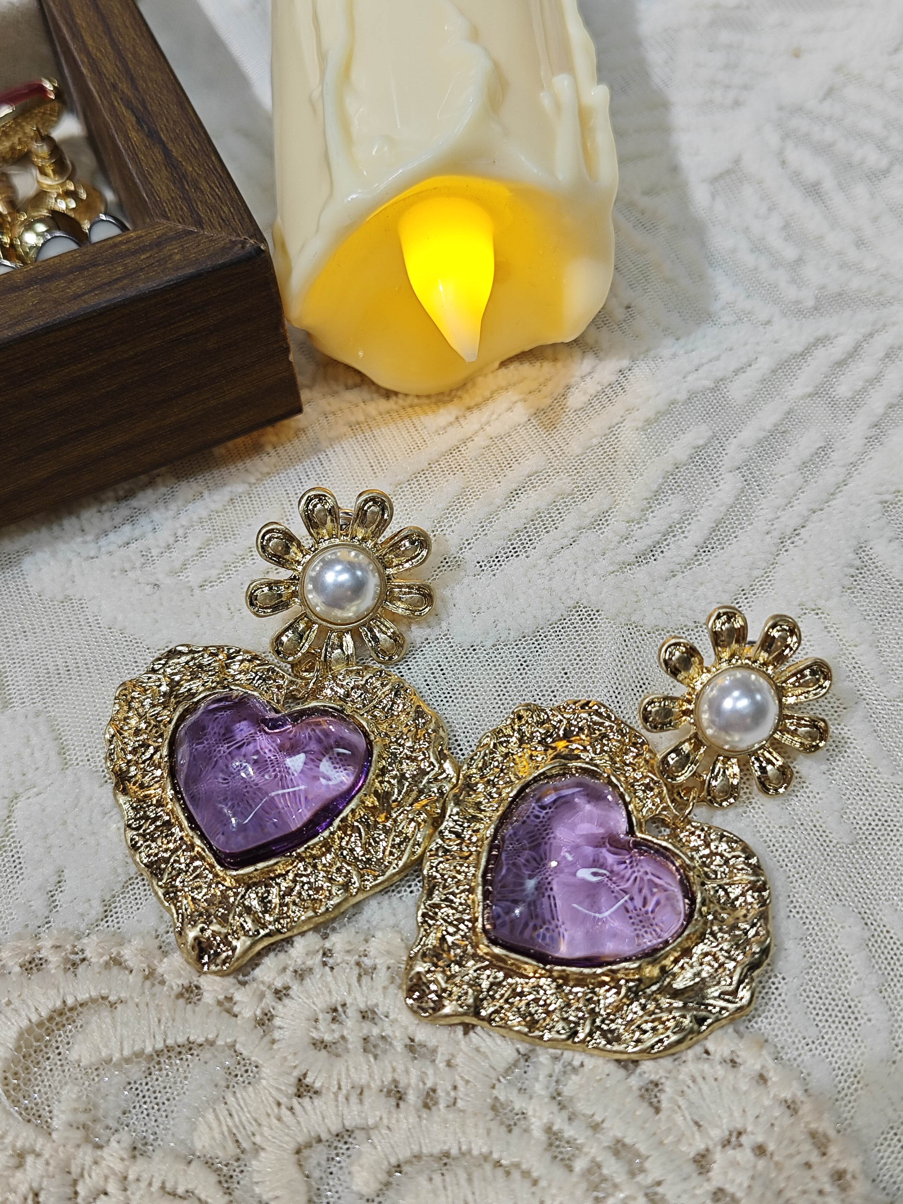 铜合金树脂耳饰 西洋复古vintage 紫色树脂爱心耳饰