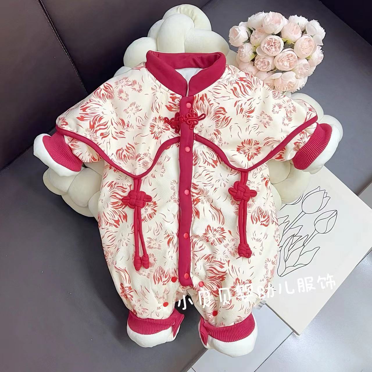 加绒加棉婴儿衣服中国风女宝宝周岁百日宴新生连体衣满月抓周礼服