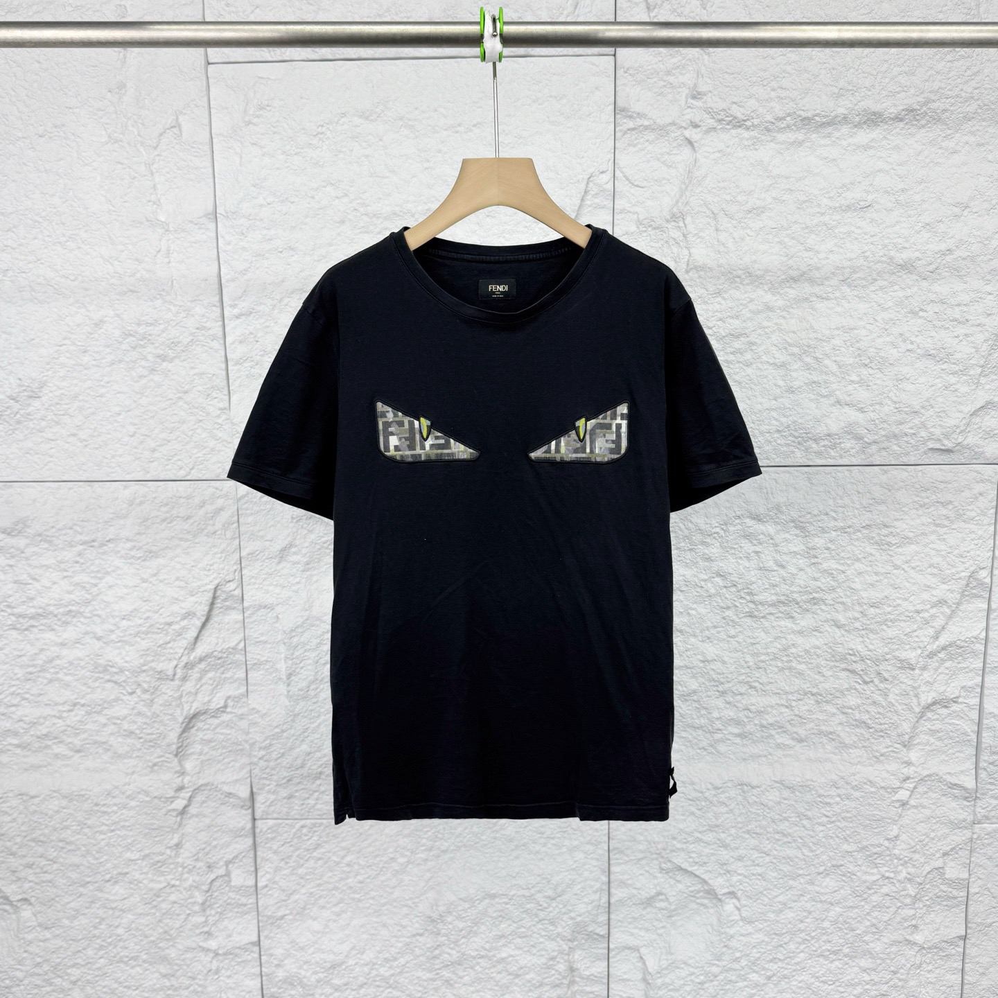 99新 FENDI/芬迪 L码/小怪兽眼睛黑色印花短袖/17595992